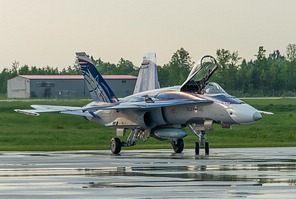 CF-18 Demo aircraft CF-188 188776 arrival at Lake Simcoe Regional Airport (CYLS), ON