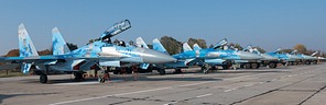 Su-27UB1M 71 Blue leading the Su-27 line-up