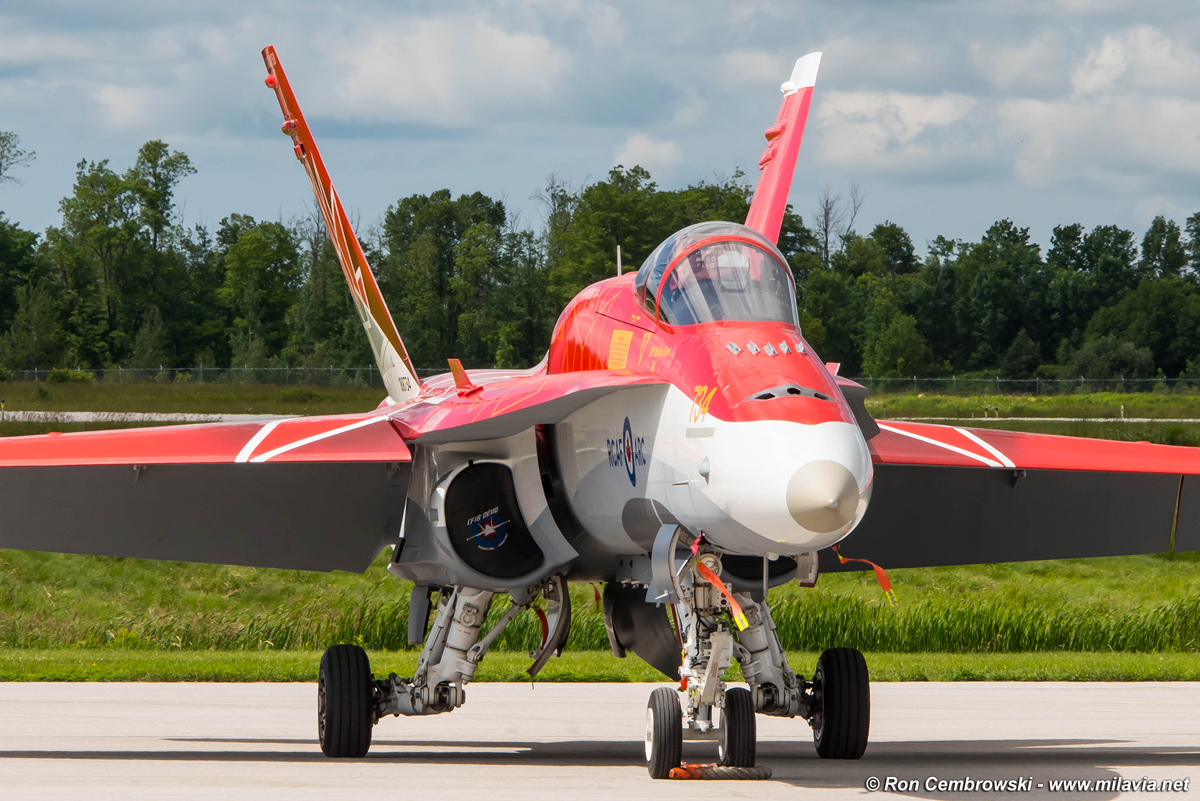 MILAVIA Air Shows Illuminate Barrie Kickoff Air Show Kempenfelt Bay