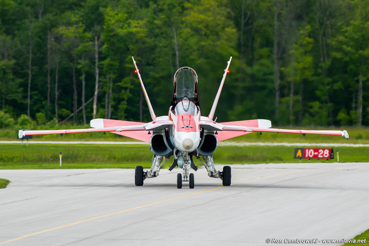 MILAVIA Air Shows Illuminate Barrie Kickoff Air Show Kempenfelt Bay