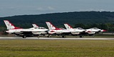 USAF Thunderbirds take-off