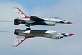 USAF Thunderbirds opposing solos