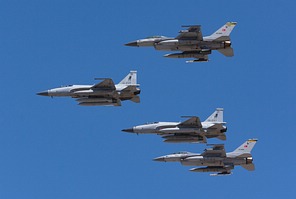 Mixed formation of Pakistani JF-17s with Turkish F-16s
