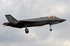 The first on approach to the runway 05 was F-35A MM7337 32-13, decorated with the 32° Stormo emblem