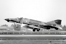 JG74 F-4F 37+52 Neuburg airshow 1979