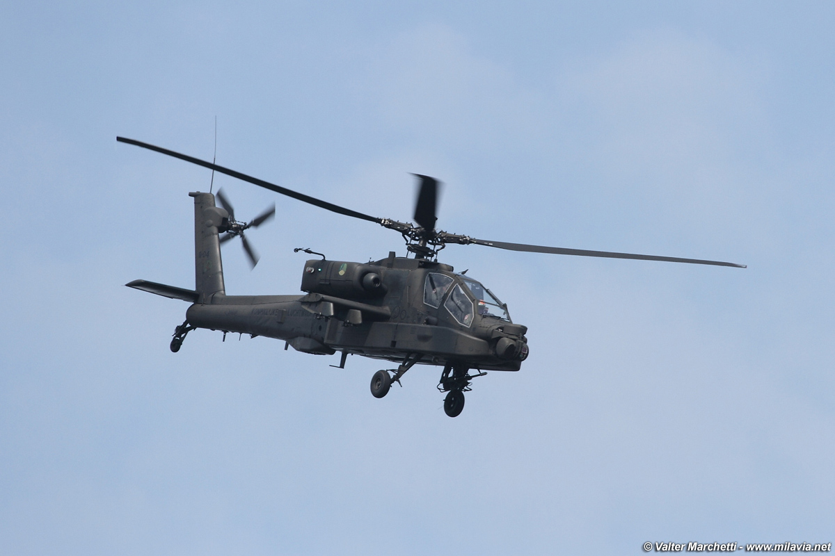 Exercise High Blaze 2014 - Rnlaf Ah-64 Apaches And Ch-47 Chinooks At 