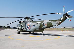 Italian Navy SH-3D-NLA Sea King '6-01' decorations from a different angle.